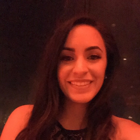 Meet your Posher, Silfia - Picture 1 of 1